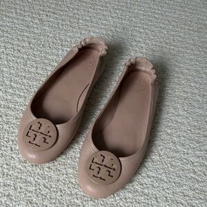 Tory Burch Nude Pink Leather Logo Ballet Flats